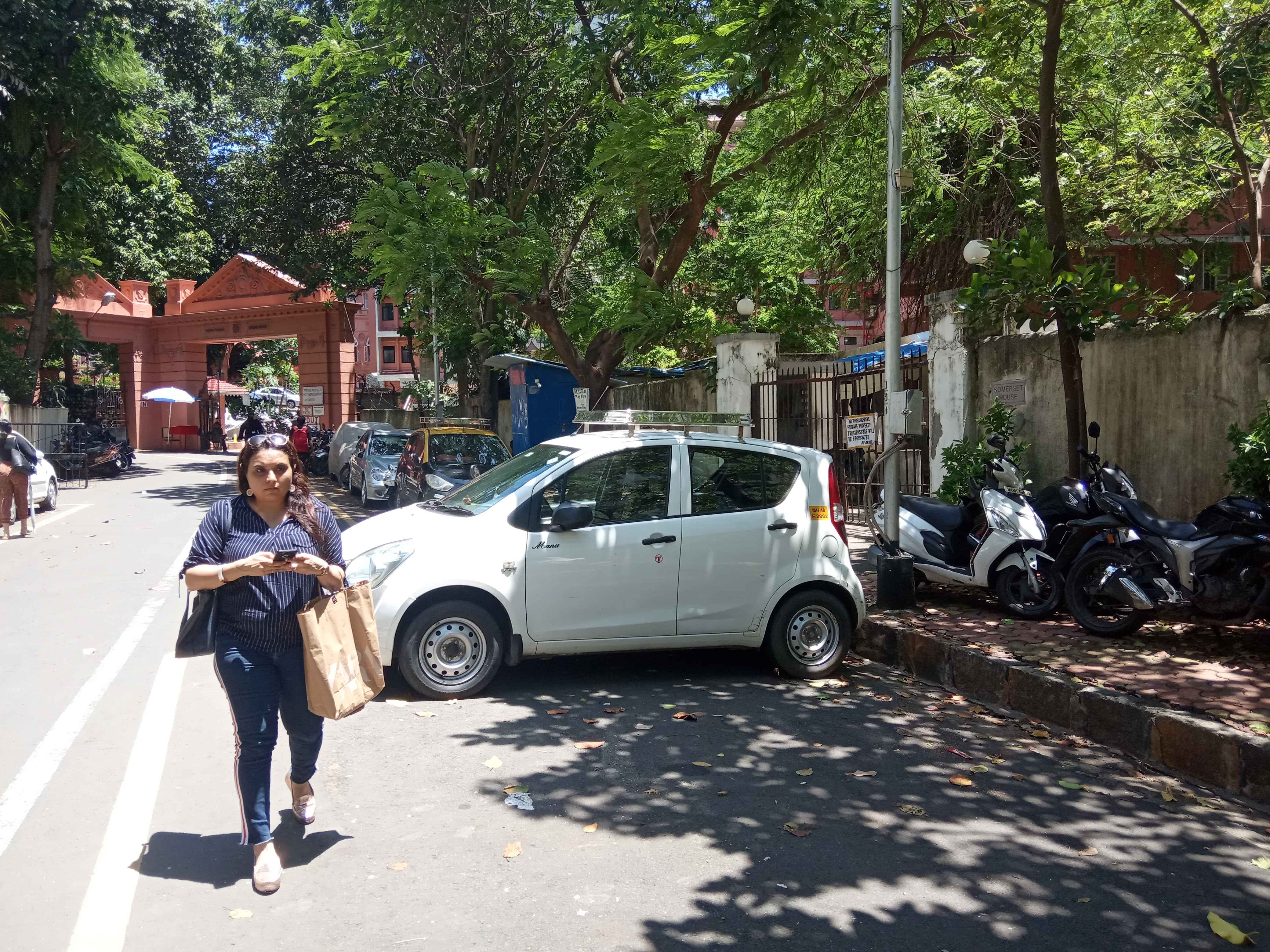 Kala Ghoda Parking Point 2  ParkingHawker - Book Parking Rent Parking